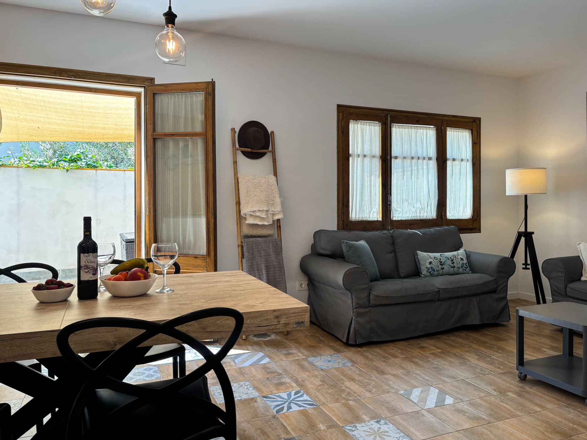 La Casa Gran – allotjament fins a 8 persones a Figueres